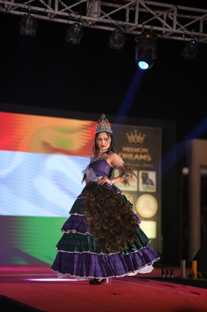 Grace in Motion and Confidence in Every Step: Model of the Year 2025–26 Archana Rout Commands the Mission Dreams Stage